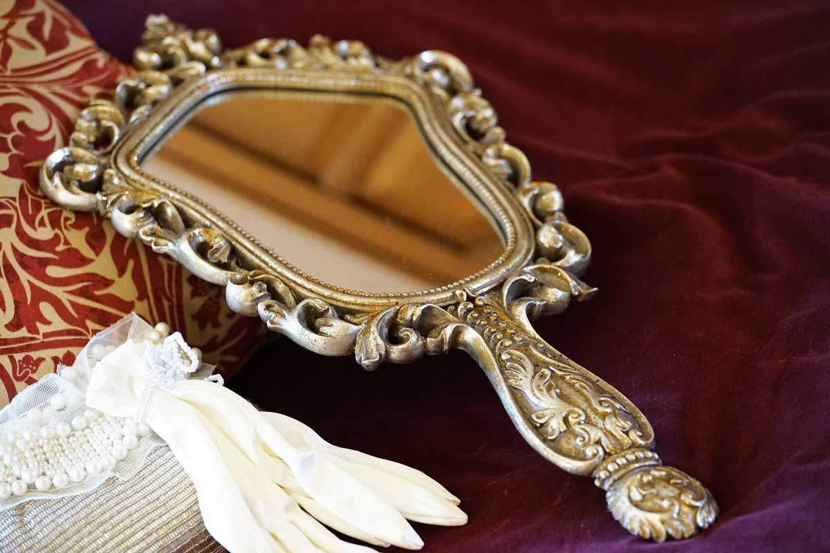 Антикварное зеркало Антикварное зеркало