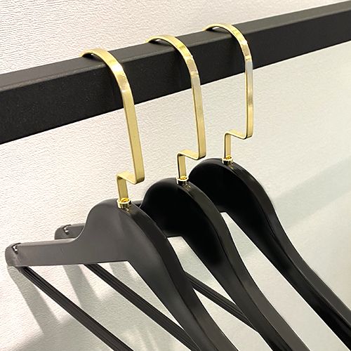 Пластиковые вешалки-плечики с перекладиной \ MILAN 44-K2GD